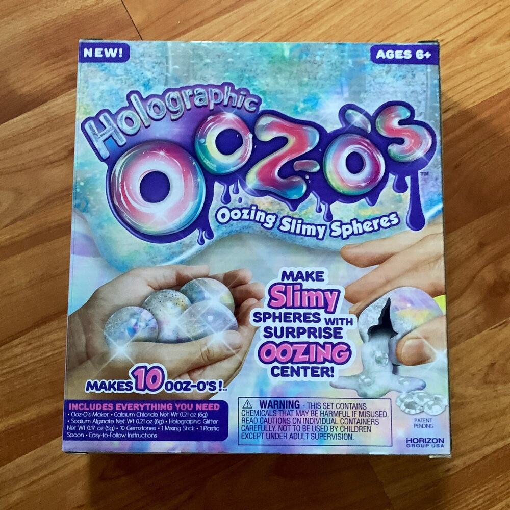 Holographic Ooz-o's‎